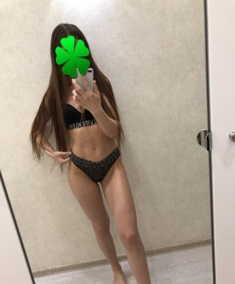 Живу в Москве, где создаю незабываемые встречи и оставляю только положительные впечатления. Мои услуги разнообразны - от нежных массажей до страстных игр. Я знаю, как доставить удовольствие и удовлетворить самые изысканные фантазии. Наши встречи будут полны страсти и интимных наслаждений. Счастливые клиенты оставляют отзывы о моей незабываемой огненной энергии. В моем арсенале есть фото, которые приглашают тебя в мир истинного удовольствия. Так что давай встретимся и погрузимся в море наслаждения вместе. 😘💕🔥 8431, 25 лет